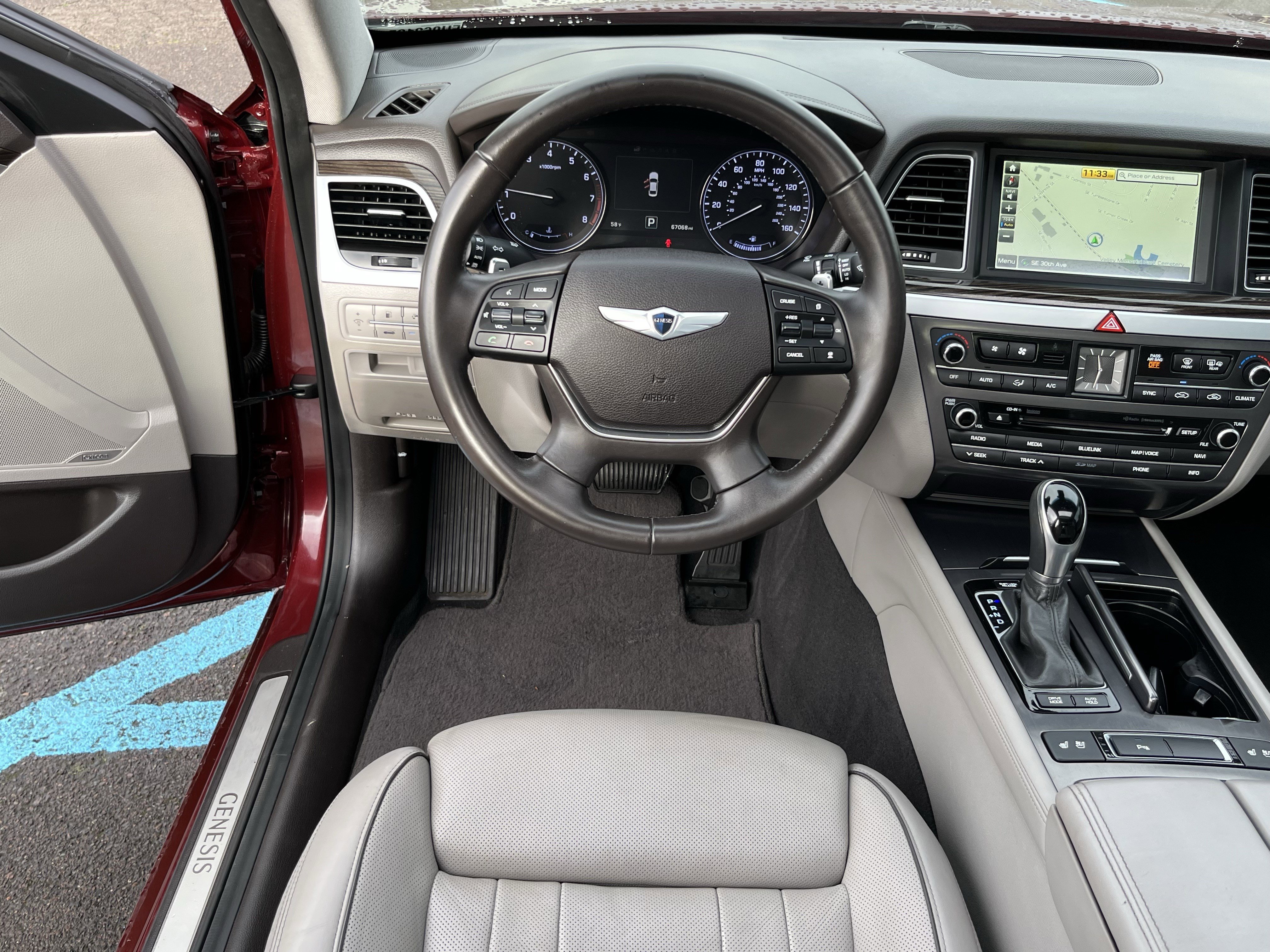 Used 2015 Hyundai Genesis 3.8 w/ Option Group 03 image 12