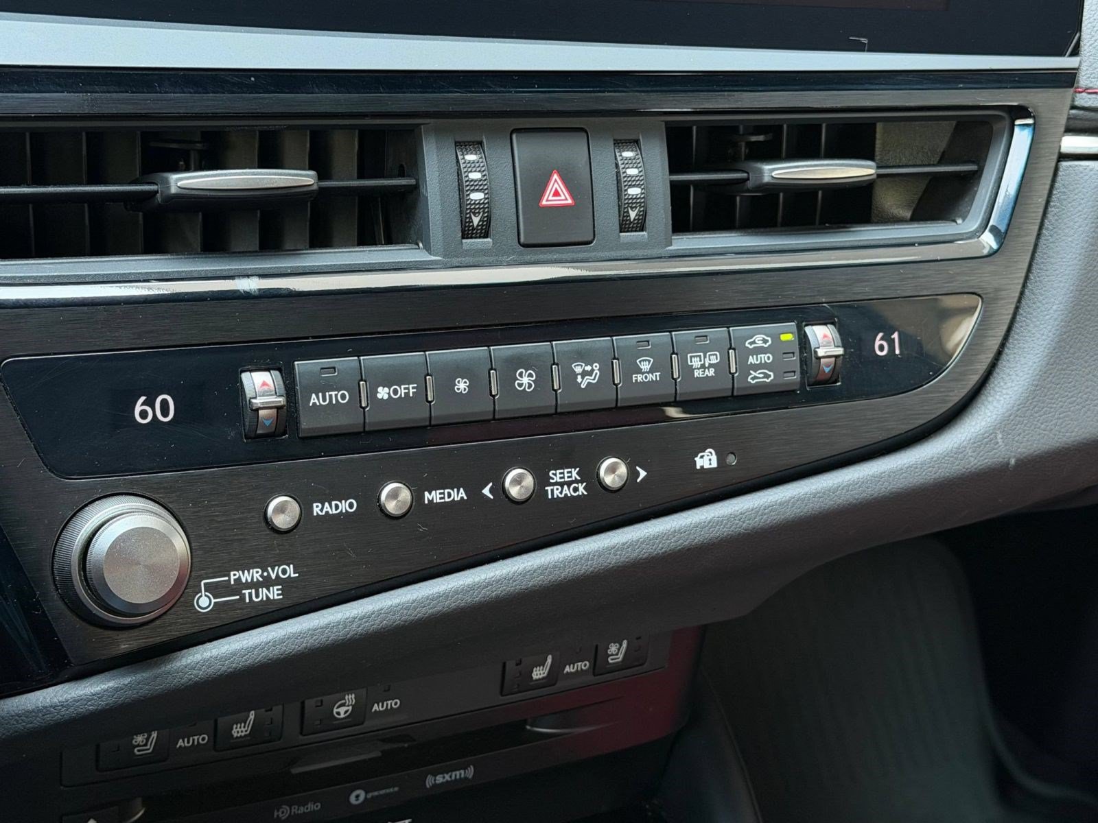 Certified 2022 Lexus ES 350 F Sport w/ Accessory Package FWD image 37