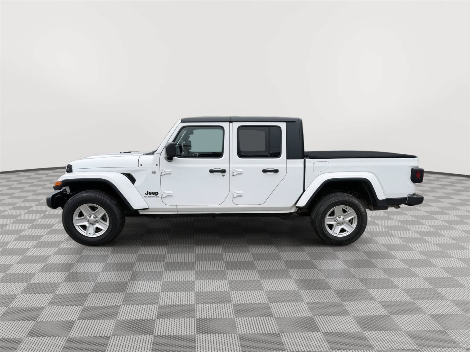 Used 2020 Jeep Gladiator Sport w/ Quick Order Package 24S AWD/4WD image 4