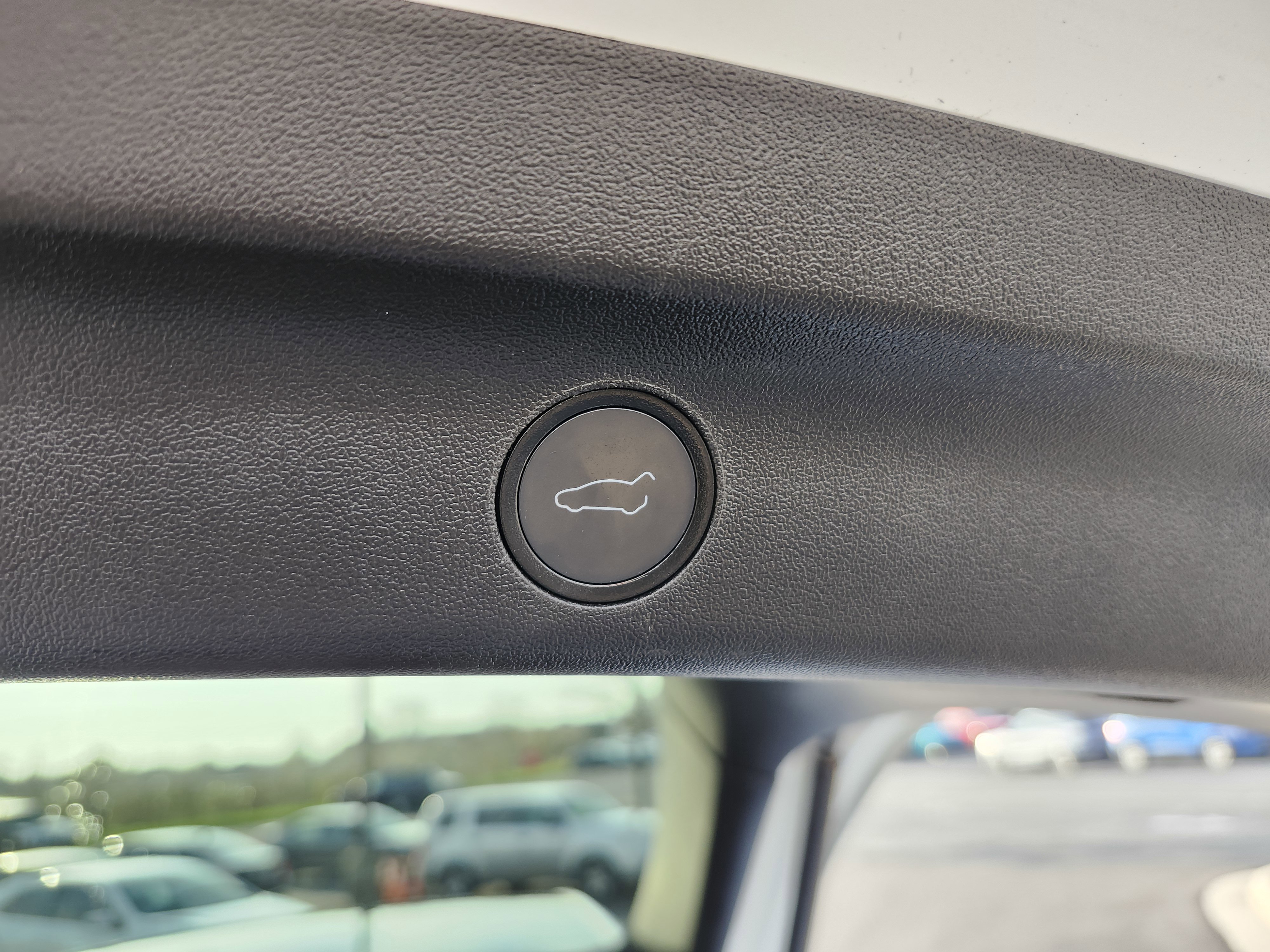 Used 2021 Tesla Model Y Long Range AWD/4WD image 22
