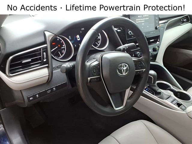 Used 2022 Toyota Camry XLE image 13