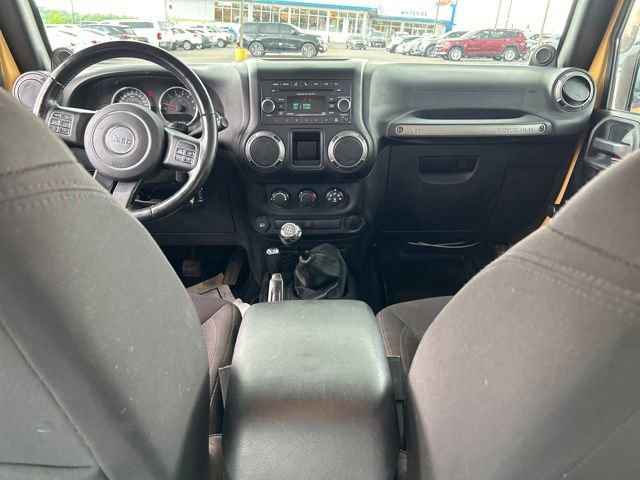 Used 2014 Jeep Wrangler Sport w/ Connectivity Group AWD/4WD image 7