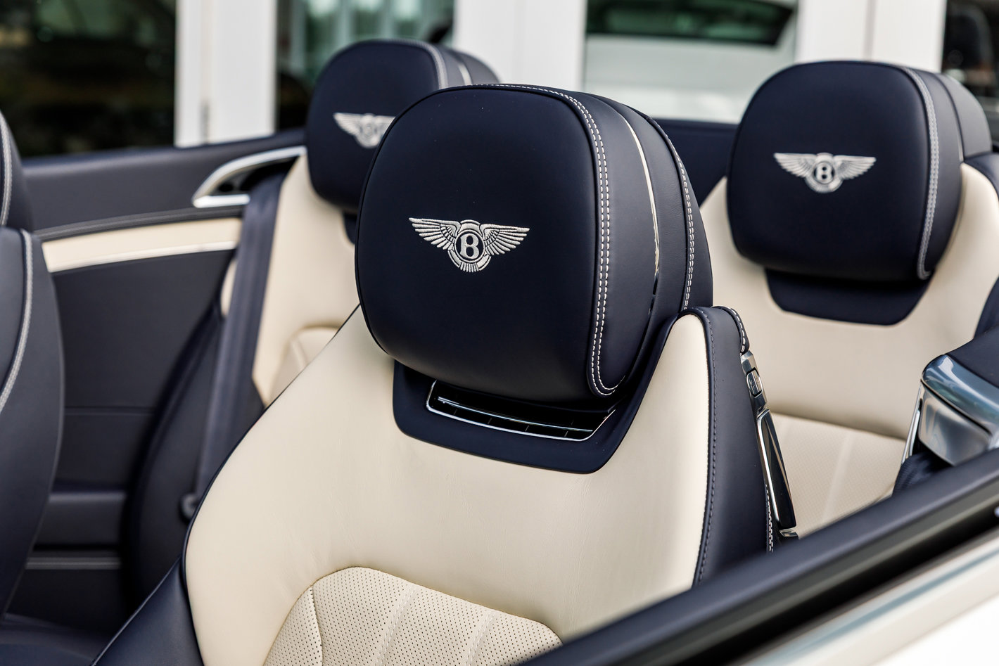 New 2026 Bentley Continental GTC image 7