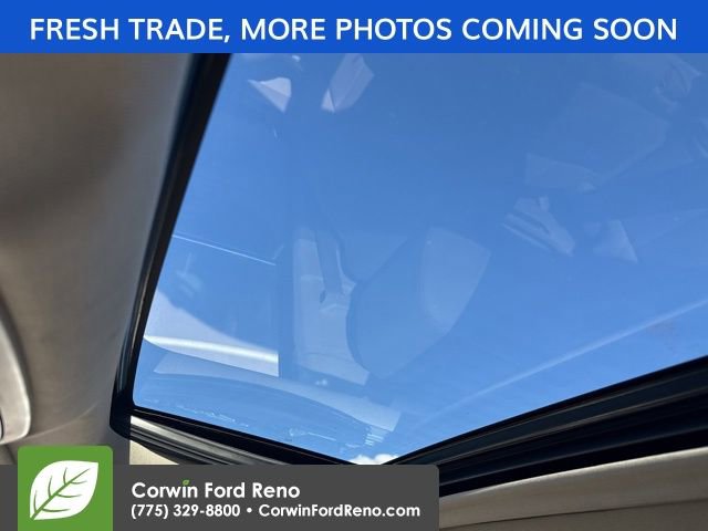 Used 2016 GMC Yukon XL SLT w/ Open Road Package image 14