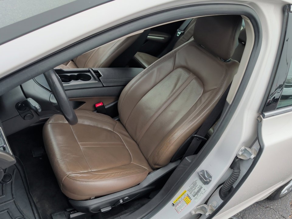 Used 2014 Lincoln MKZ Hybrid w/ Equipment Group 202A Reserve image 34