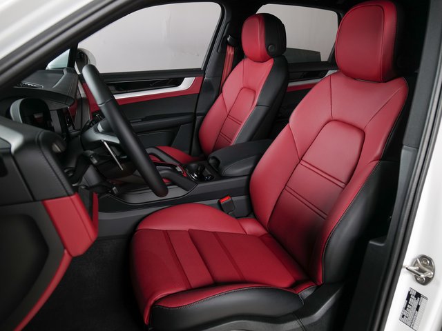 New 2026 Porsche Cayenne S AWD/4WD image 5