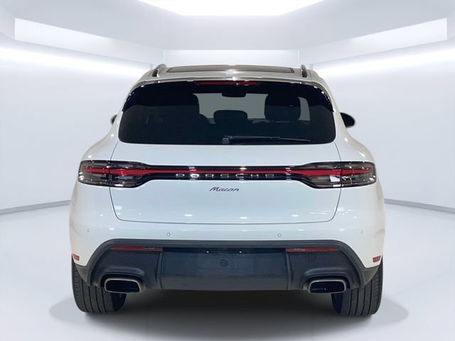Certified 2026 Porsche Macan AWD/4WD image 6