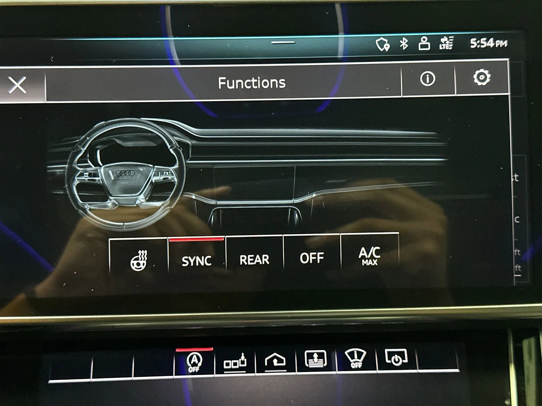 Used 2020 Audi A8 L 4.0T image 44