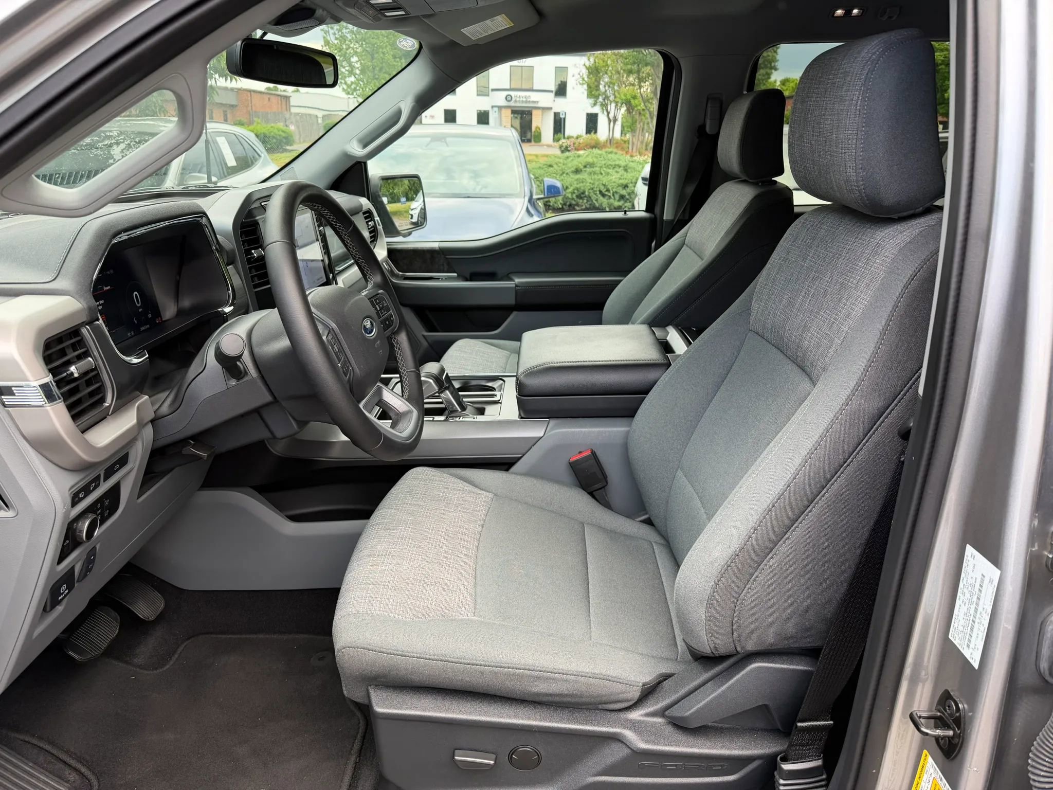 Used 2023 Ford F150 Lightning XLT AWD/4WD image 19