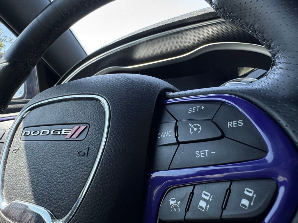 Used 2016 Dodge Charger R/T Scat Pack w/ Technology Group image 17