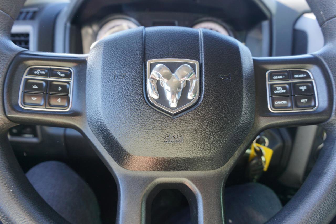 Used 2019 RAM 1500 Express AWD/4WD image 16