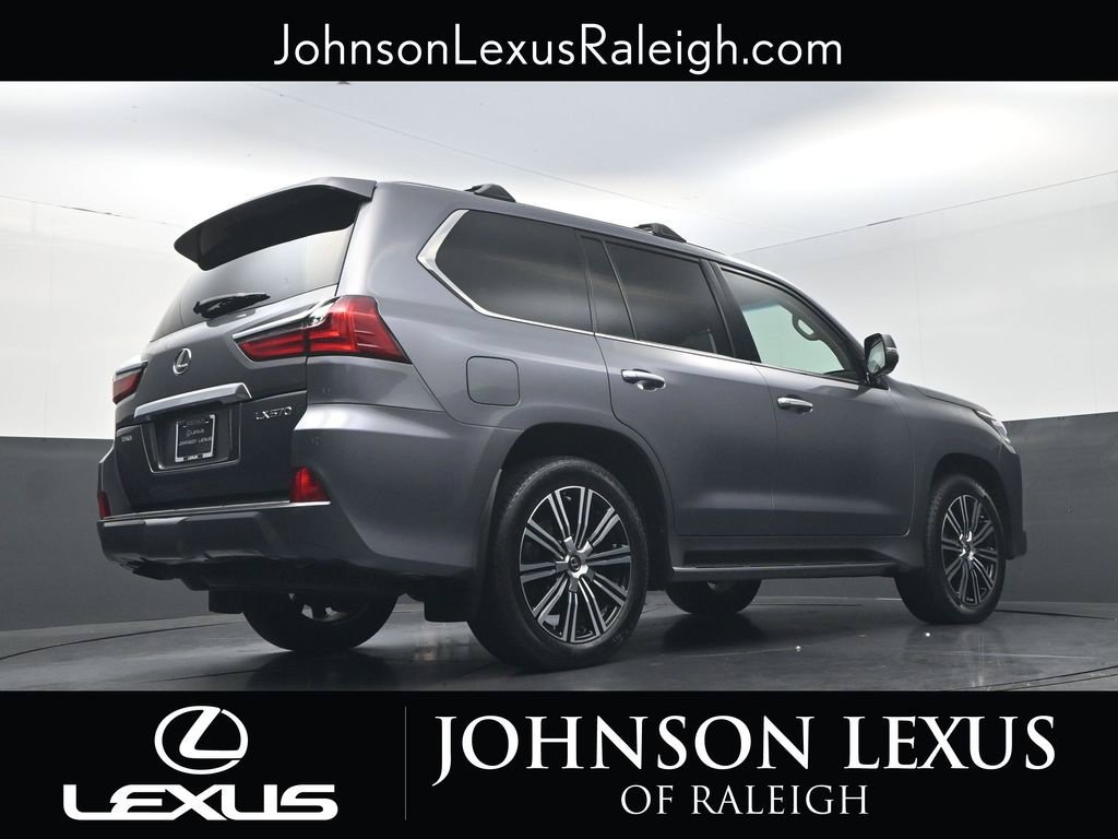 Used 2019 Lexus LX 570 4WD w/ Luxury Package image 19