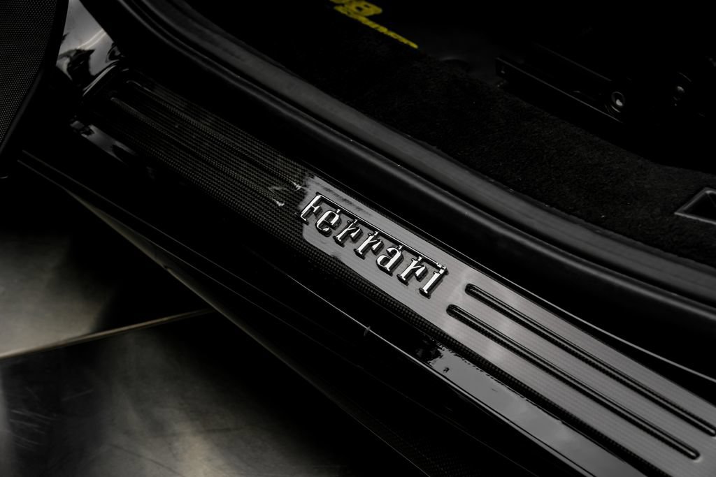 Used 2018 Ferrari 488 Spider RWD image 37