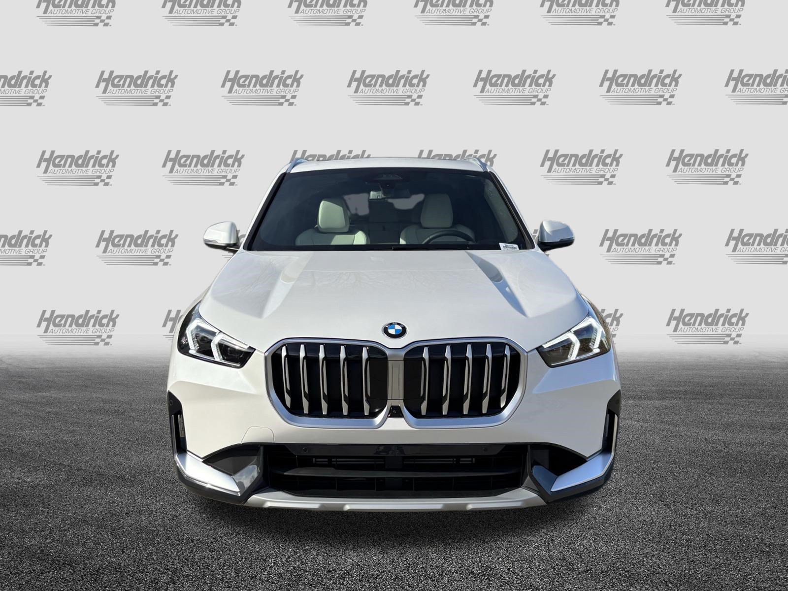 Certified 2026 BMW X1 xDrive28i w/ Technology Package AWD/4WD image 3