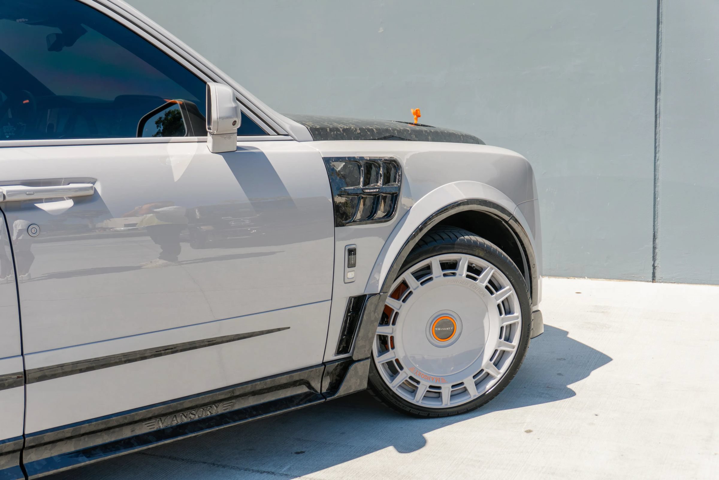 Used 2026 Rolls-Royce Cullinan AWD/4WD image 45