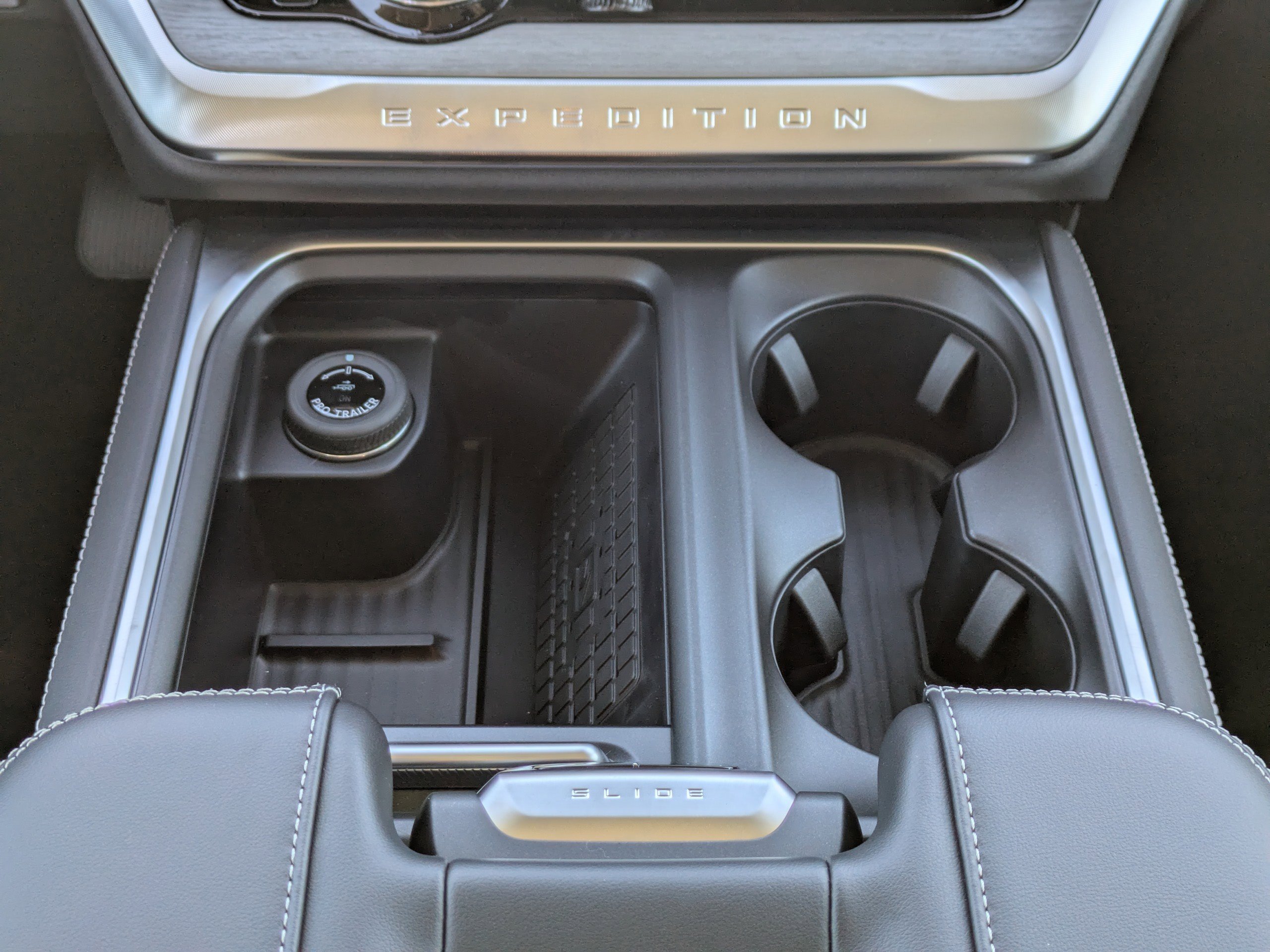 New 2025 Ford Expedition Platinum w/ Driver's Package image 21