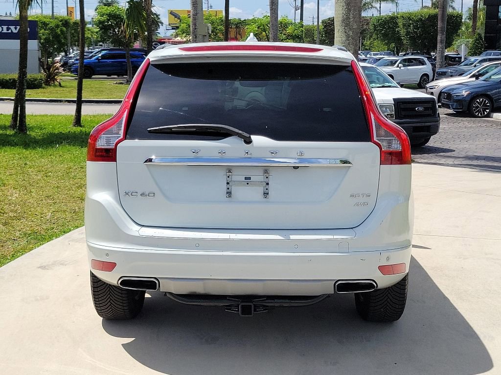 Used 2016 Volvo XC60 T6 Platinum w/ Climate Package AWD/4WD image 5