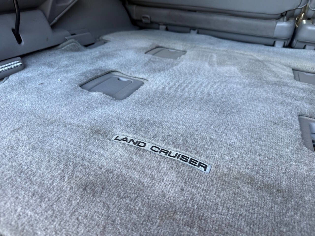 Used 2006 Toyota Land Cruiser image 45