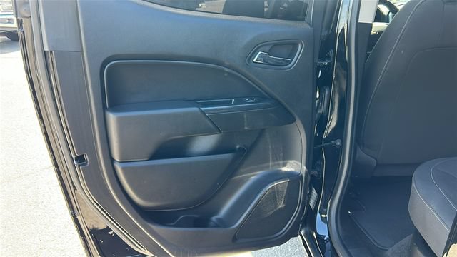 Used 2018 Chevrolet Colorado LT AWD/4WD image 14