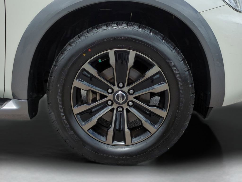 Used 2018 Nissan Armada Platinum w/ Captain Seat Package image 3