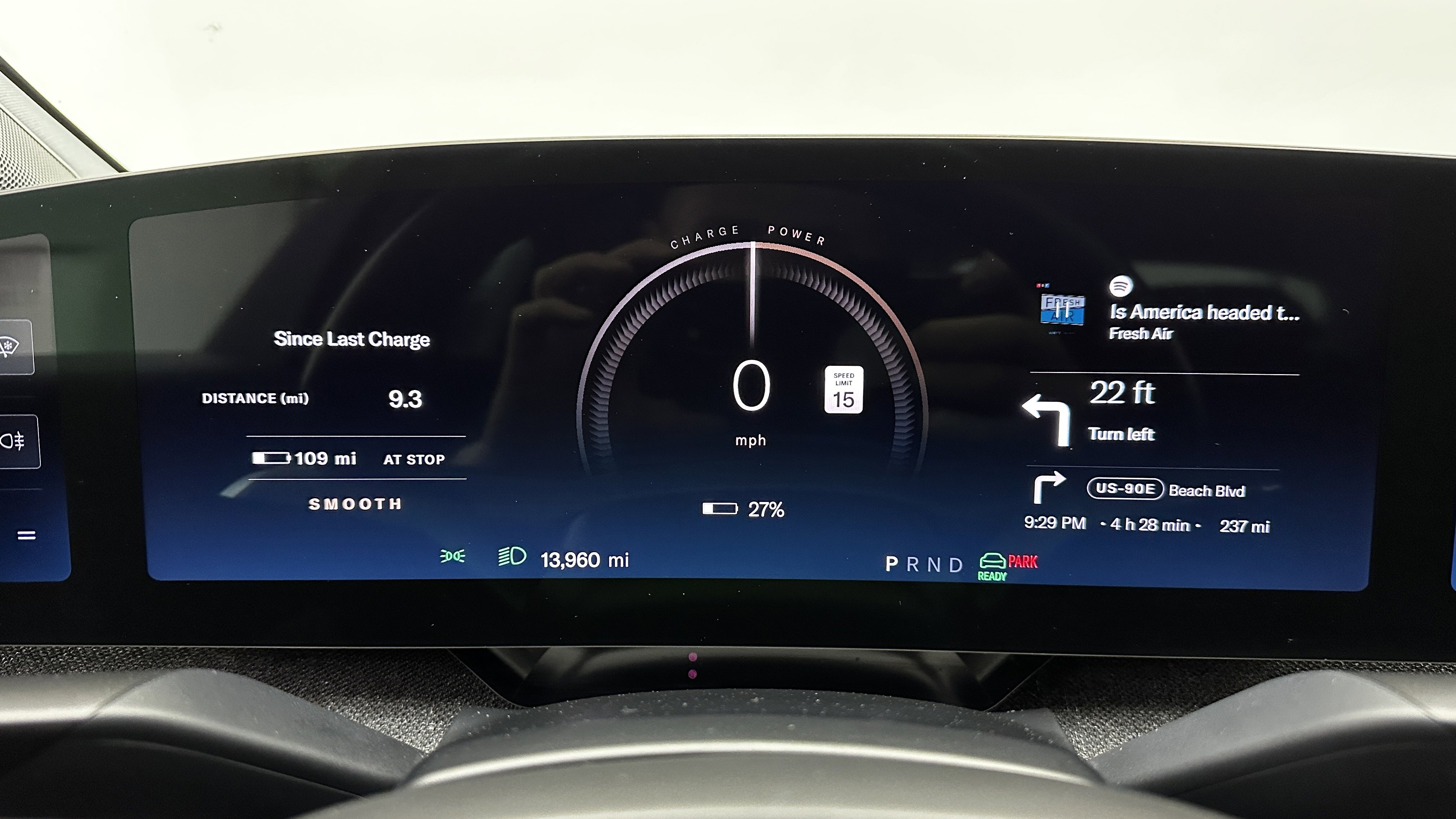 Used 2025 Lucid Air Pure image 16