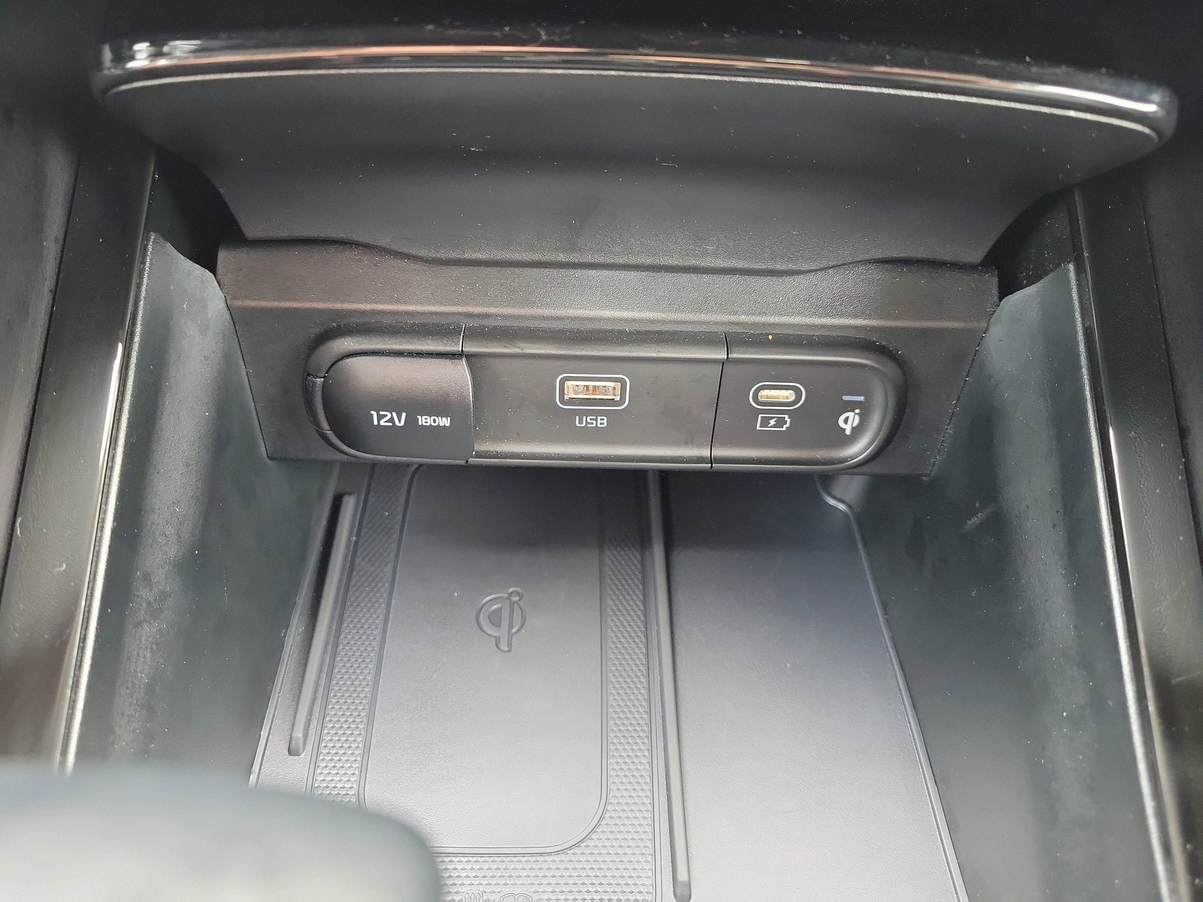 Used 2025 Kia Telluride S image 36