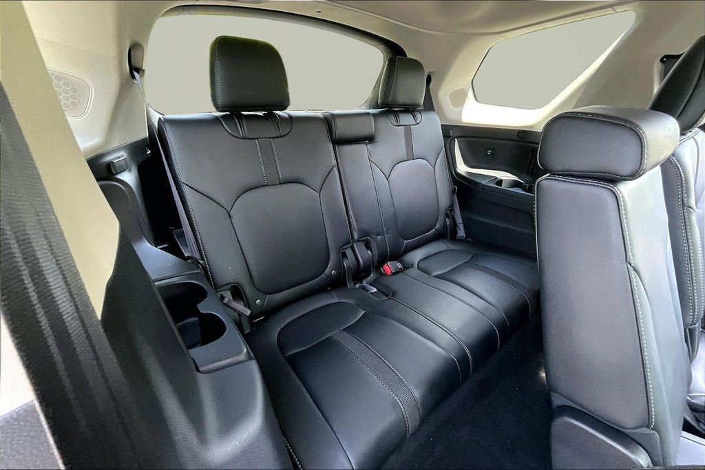 Used 2025 Honda Pilot Touring image 20