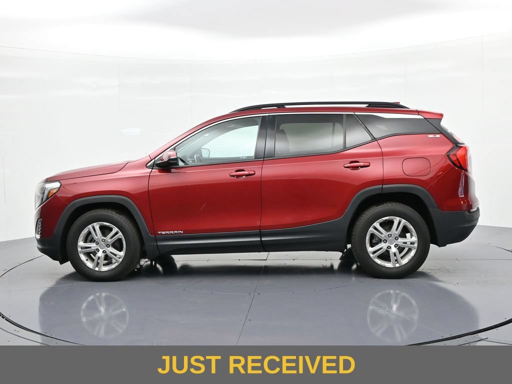 Used 2018 GMC Terrain SLE w/ Driver Convenience Package FWD image 9