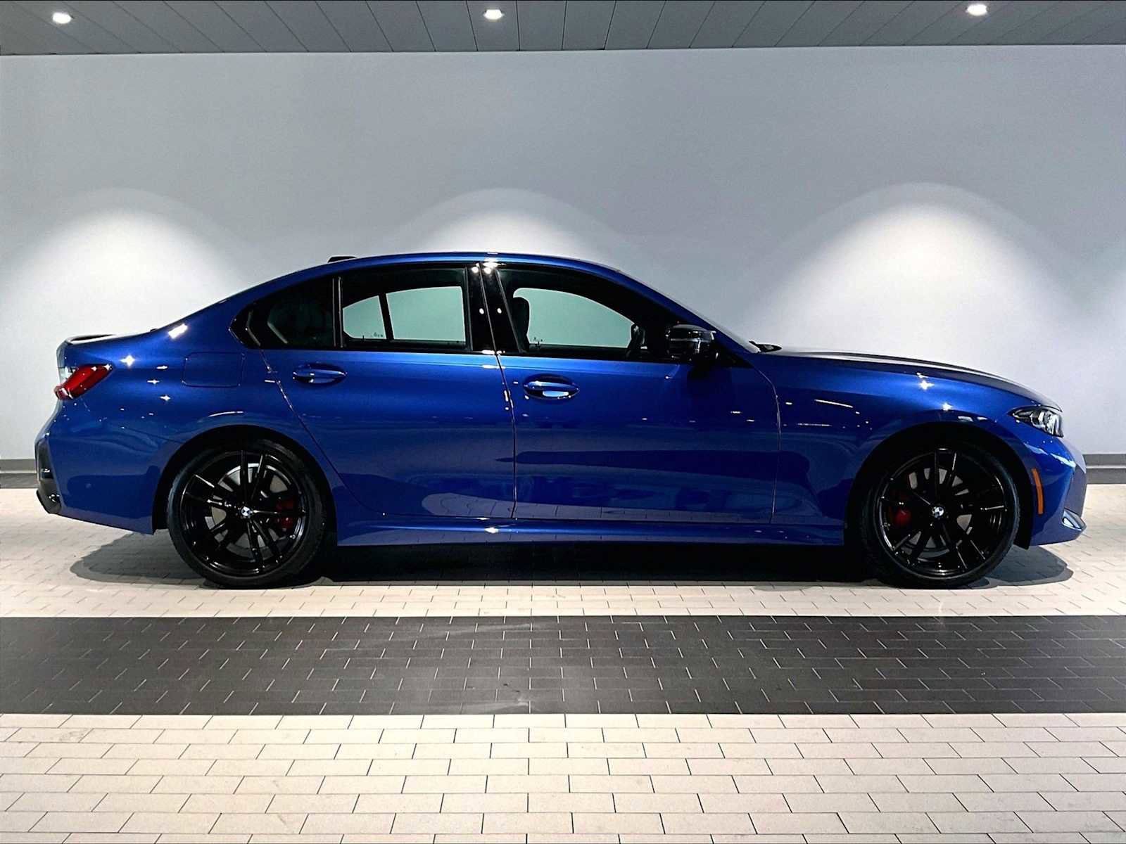 Used 2024 BMW M340i xDrive image 11