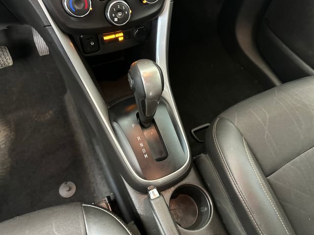 Used 2022 Chevrolet Trax LT w/ LT Convenience Package image 25