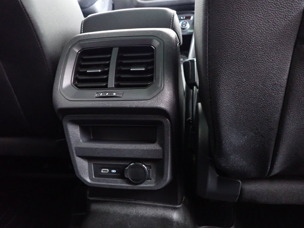 Used 2021 Volkswagen Tiguan SE R-Line AWD/4WD image 35