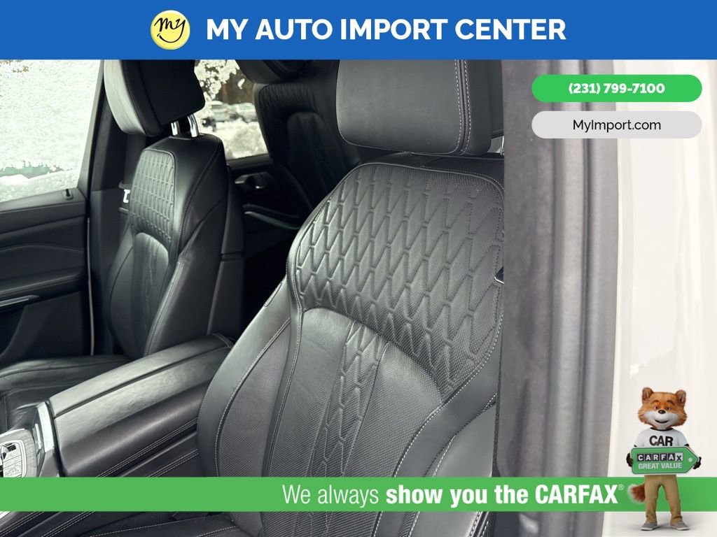 Used 2020 BMW X7 M50i image 7