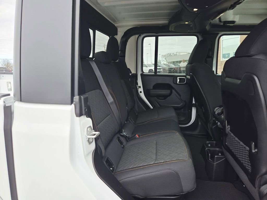 New 2026 Jeep Gladiator Mojave w/ Safety Group AWD/4WD image 15