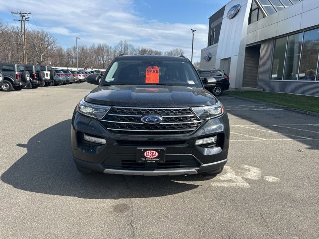 Used 2023 Ford Explorer XLT w/ Equipment Group 202A image 2
