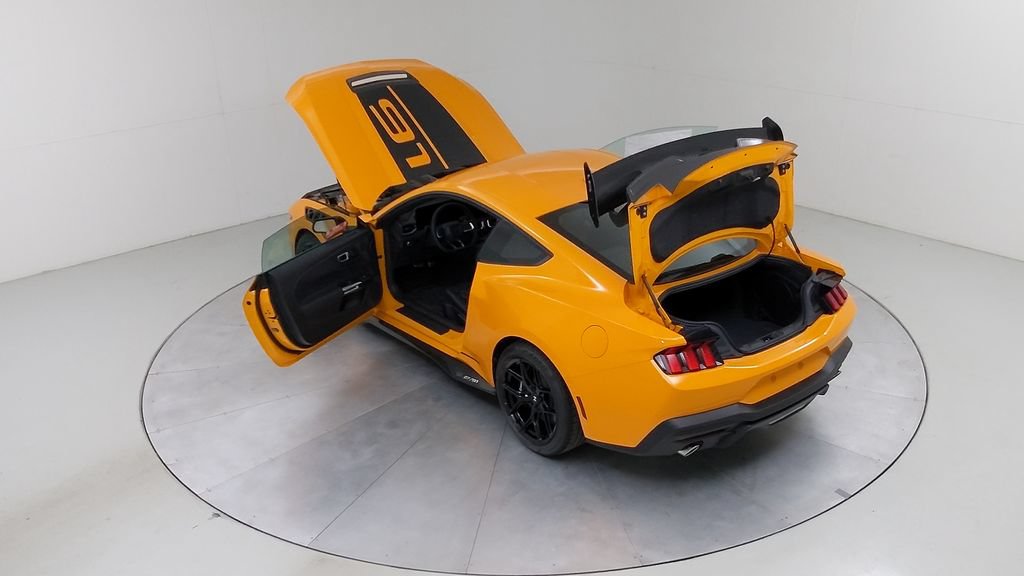 New 2026 Ford Mustang GT Premium w/ GT Performance Package RWD image 50