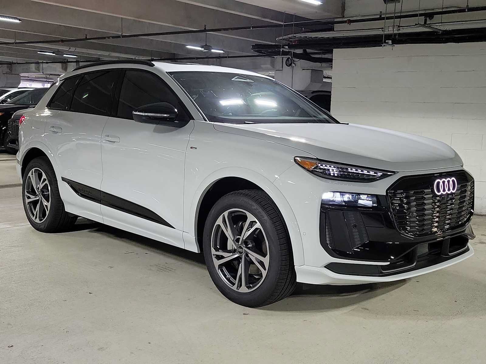 New 2027 Audi Q6 e-tron Premium Plus AWD/4WD image 6