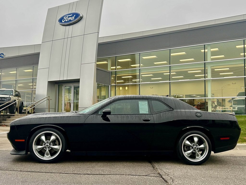 Used 2021 Dodge Challenger GT w/ Plus Package image 2