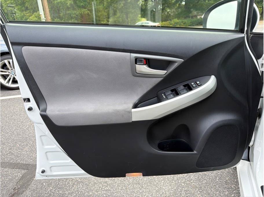 Used 2015 Toyota Prius Two FWD image 8