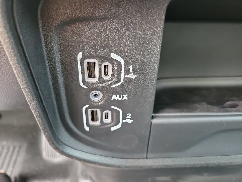 New 2026 RAM 5500 Tradesman AWD/4WD image 28