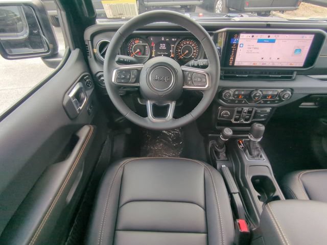 New 2026 Jeep Wrangler Unlimited Sahara AWD/4WD image 18