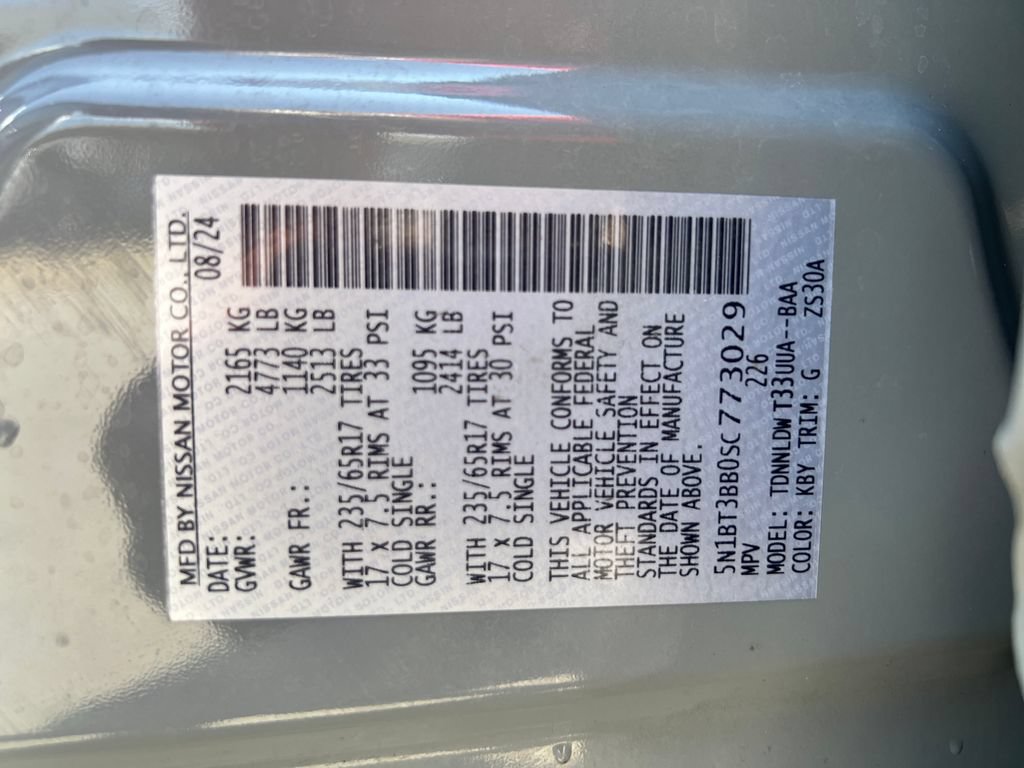 Used 2025 Nissan Rogue SV AWD/4WD image 26