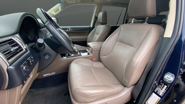 Used 2022 Lexus GX 460 Luxury w/ Accessory Package AWD/4WD image 9