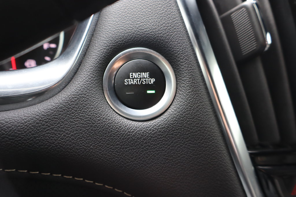 Used 2022 Chevrolet Traverse Premier w/ Redline Edition AWD/4WD image 9