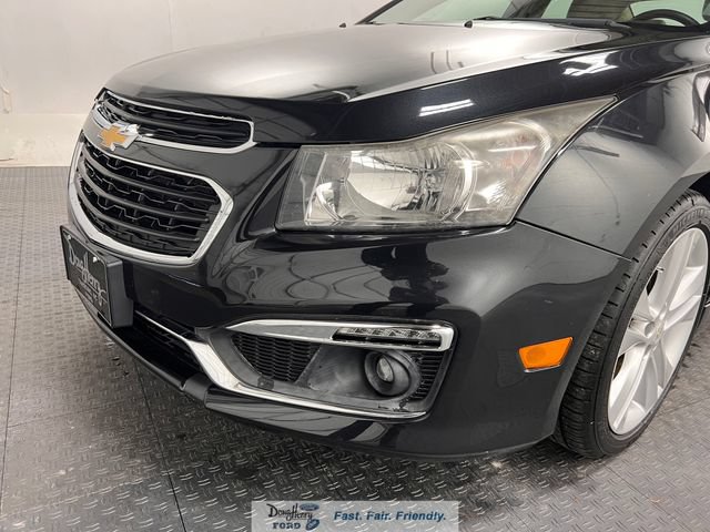 Used 2016 Chevrolet Cruze LTZ w/ Sun, Sound and Sport Package FWD image 10