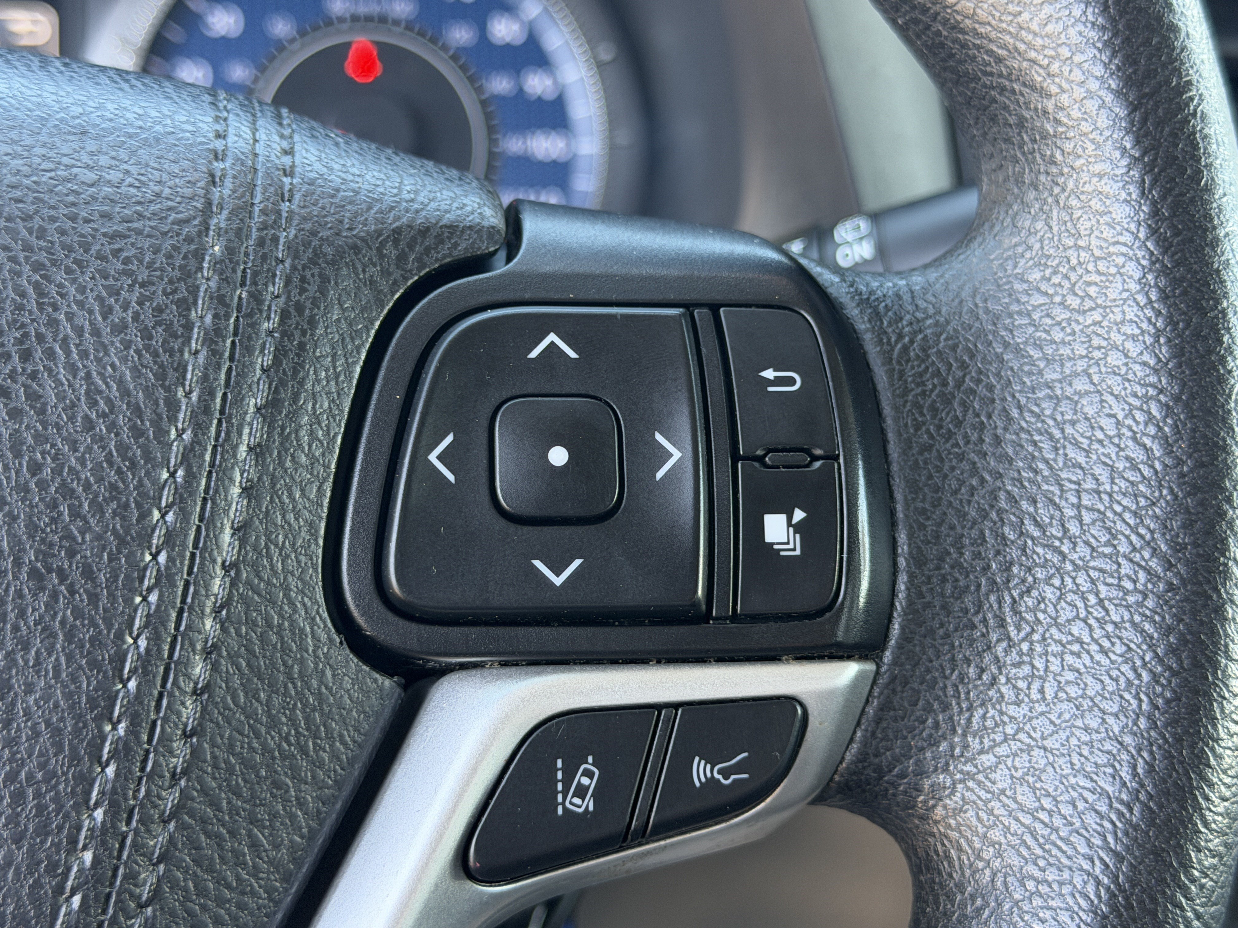 Used 2019 Toyota Sienna L FWD image 19