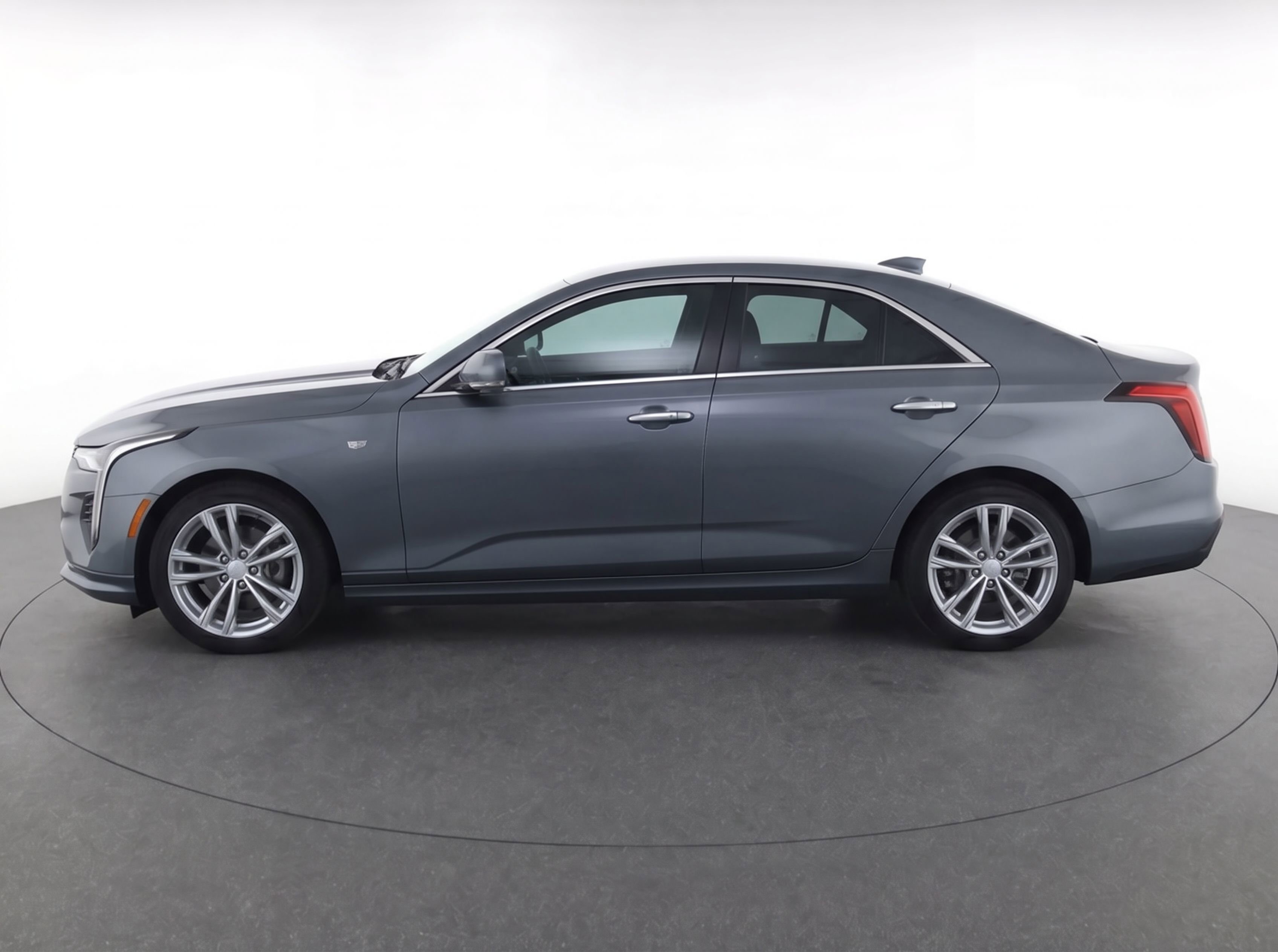 Used 2021 Cadillac CT4 Luxury RWD image 6