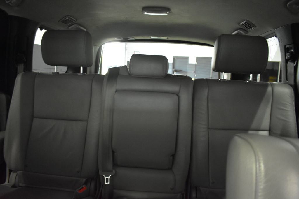 Used 2018 Toyota Sequoia Limited w/ Safety & Convenience Package AWD/4WD image 23