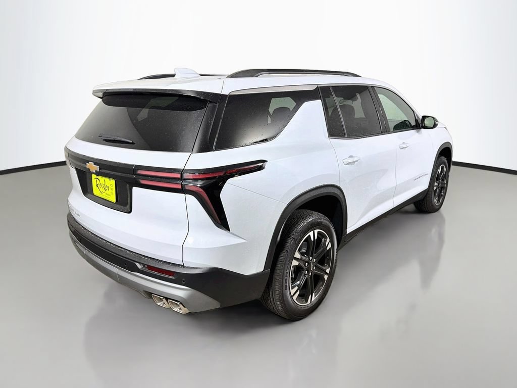 New 2027 Chevrolet Traverse LT w/ Sun and Wheel Package AWD/4WD image 5