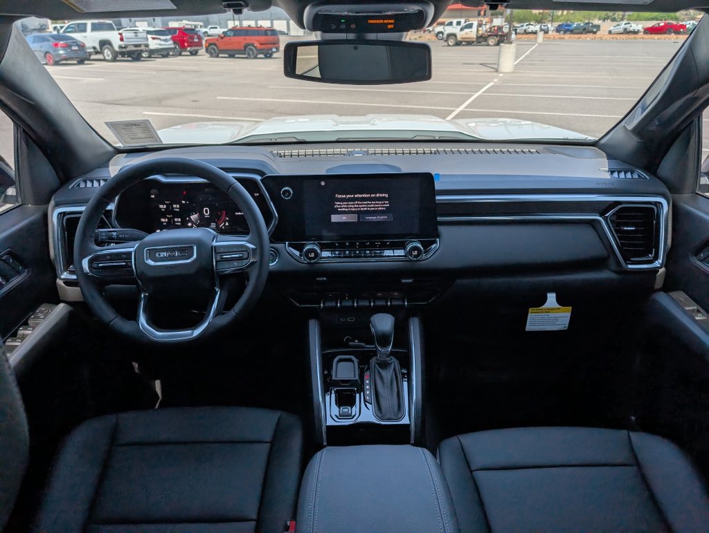 New 2026 GMC Canyon Elevation w/ Convenience Package RWD image 15
