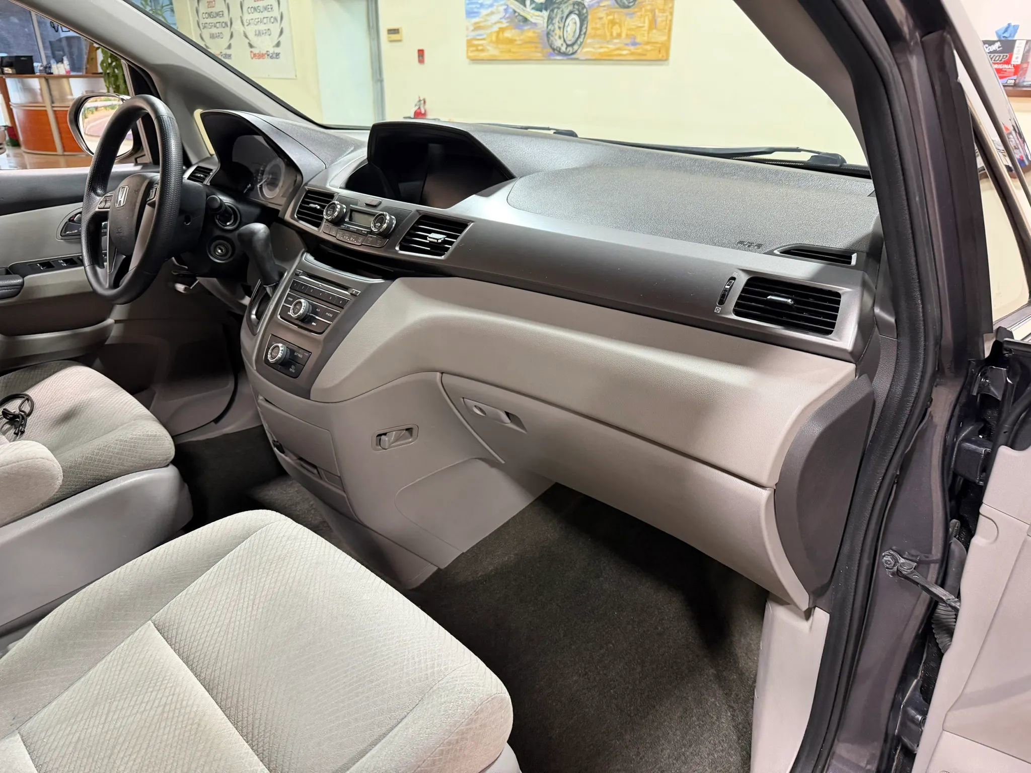Used 2016 Honda Odyssey LX image 27